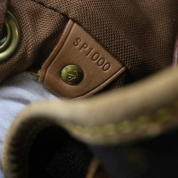 LOUIS VUITTON Monogram Montsouris MM Backpack M51136 LV Auth 61478 - Picture 12 of 16